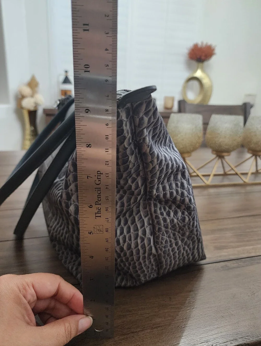 Longchamp stylish croc